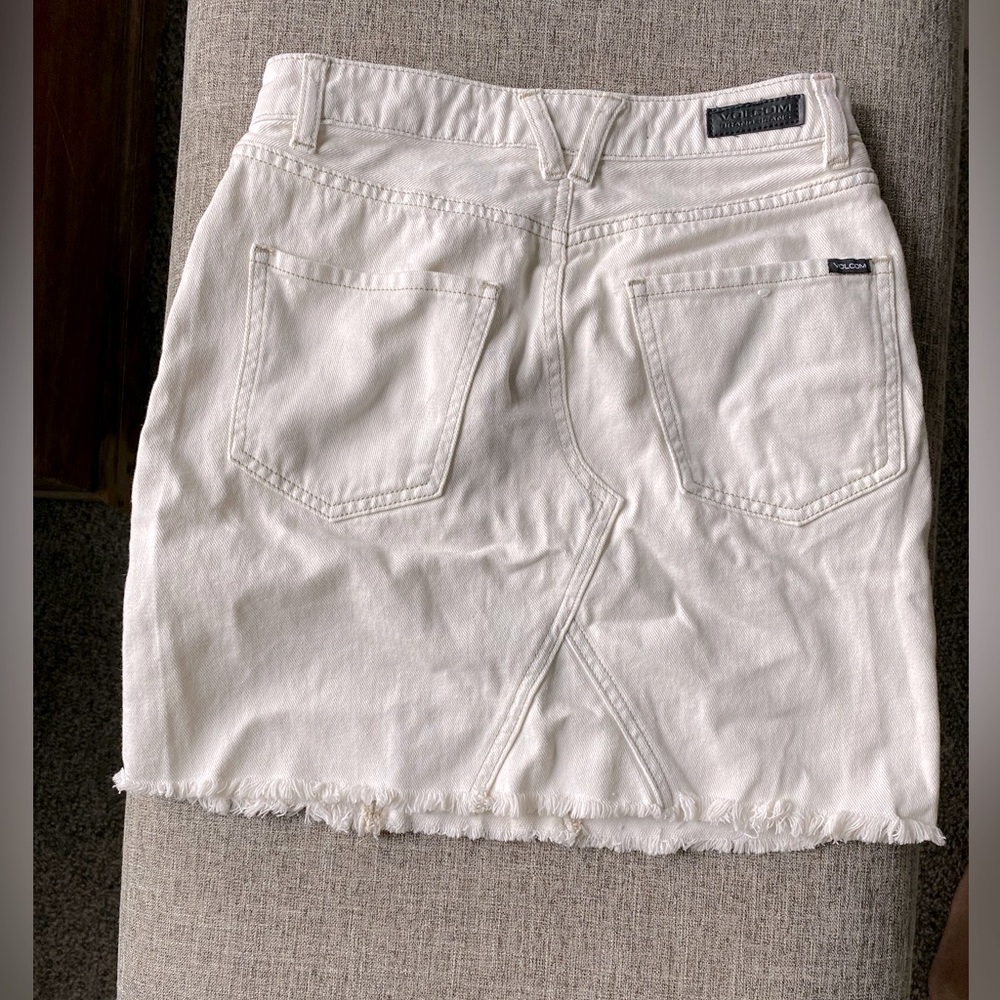 Volcom white denim high waisted skirt - Picture 2 of 3